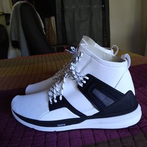 New puma B.O.G limitless hi ignite